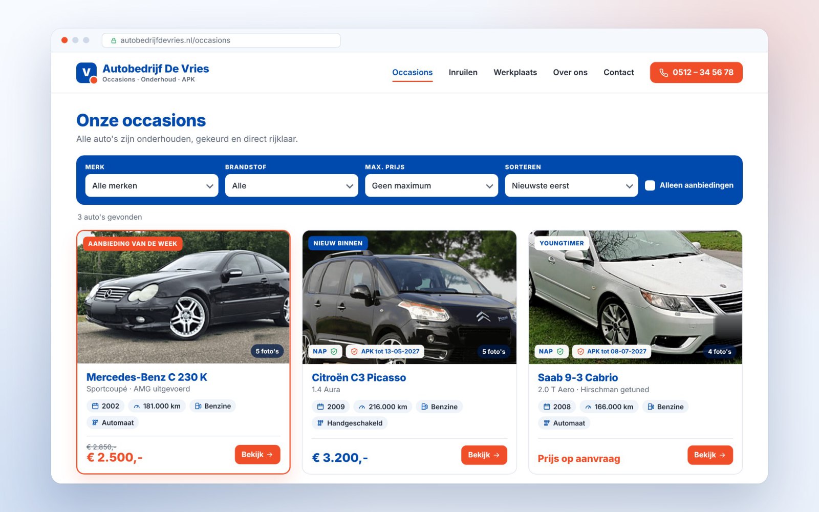 Het overzicht op een echte website, in de huisstijl van het bedrijf: aanbieding van de week, gereserveerd, binnenkort beschikbaar en verkocht.
